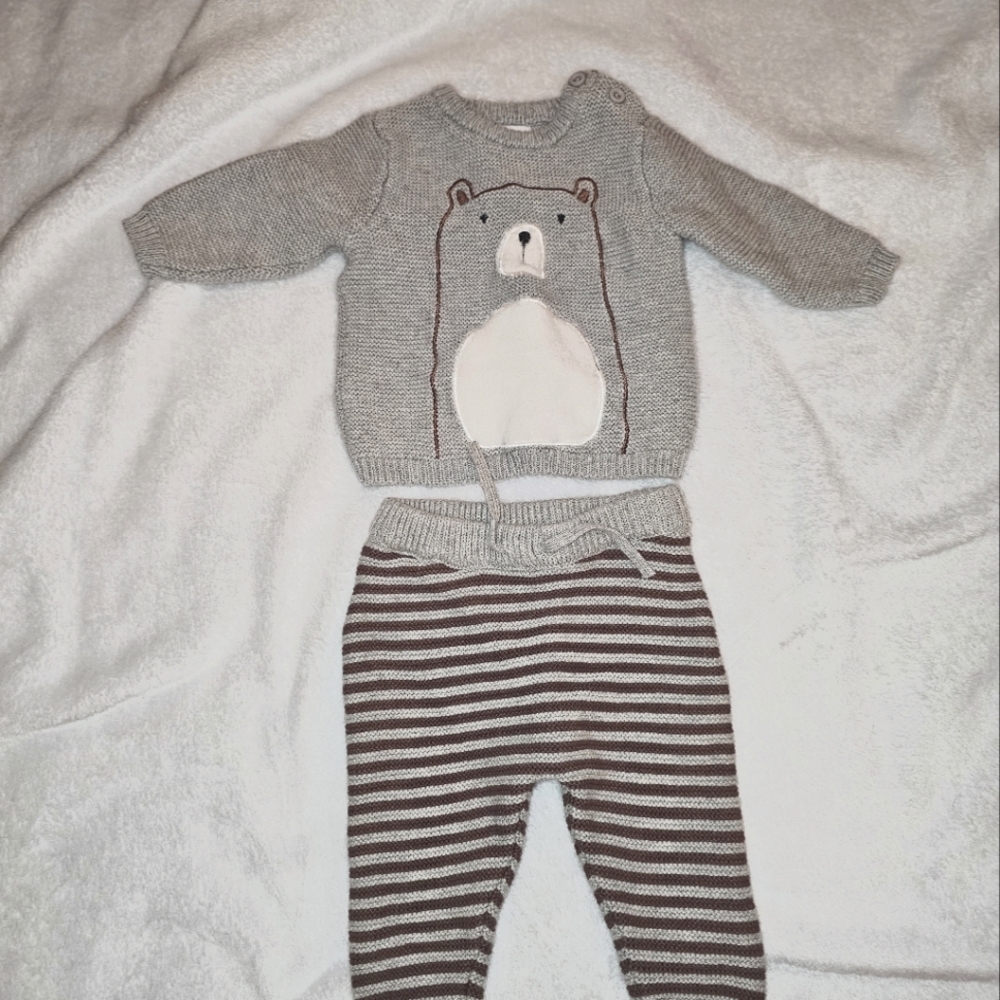 Bear matching knit outfit 0-3M Rene Rofe